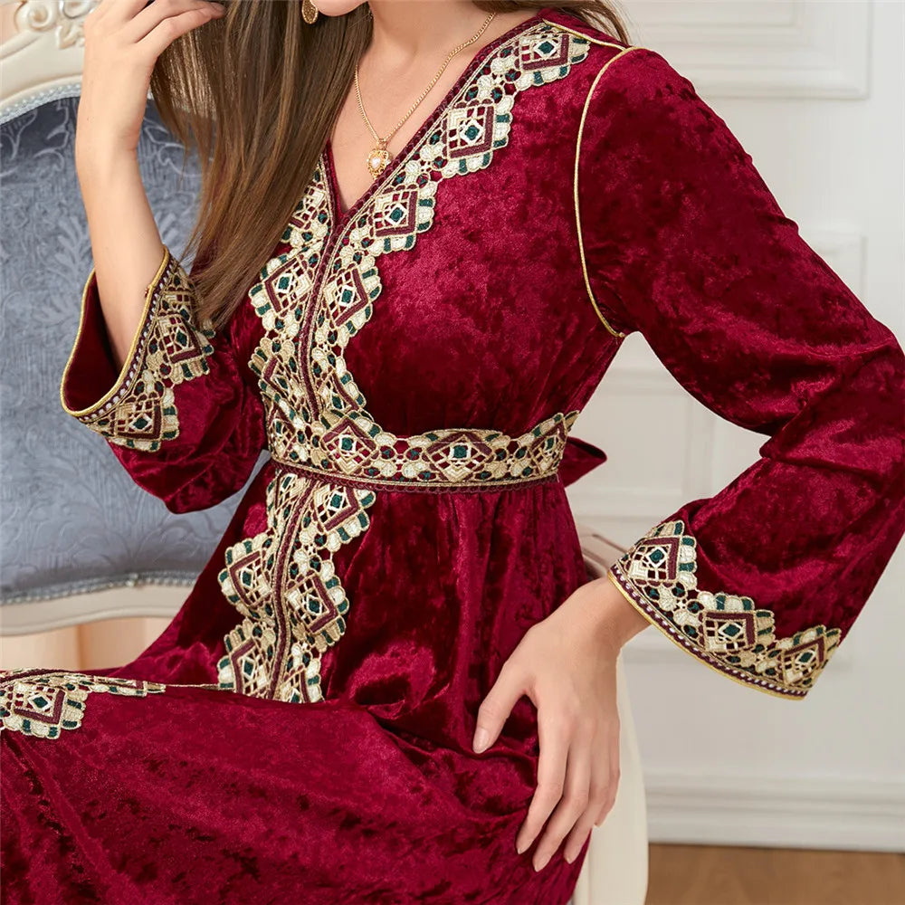 Jubba Tariq Manzil détail broderie - Maison Tanger