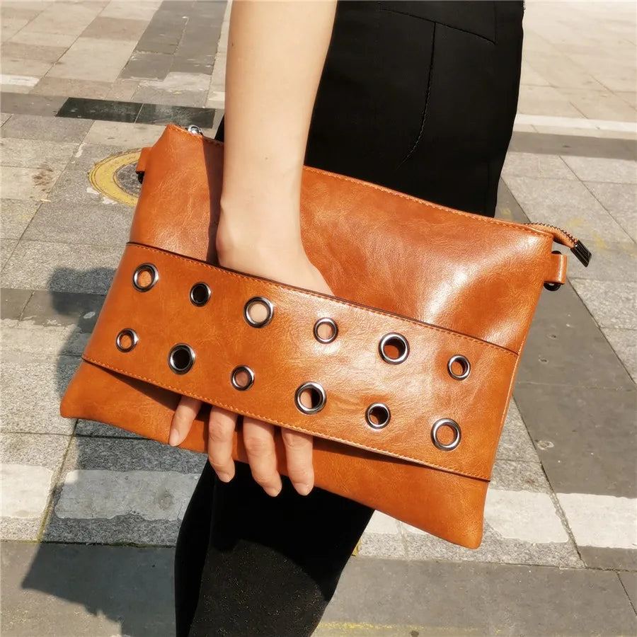Sacoche PortaPC vue arrière cuir vegan - Maison Tanger