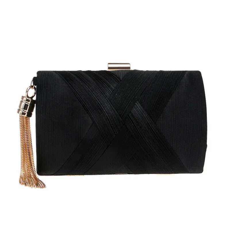 Sac Nuit Glamour porté bandoulière chaîne - Maison Tanger