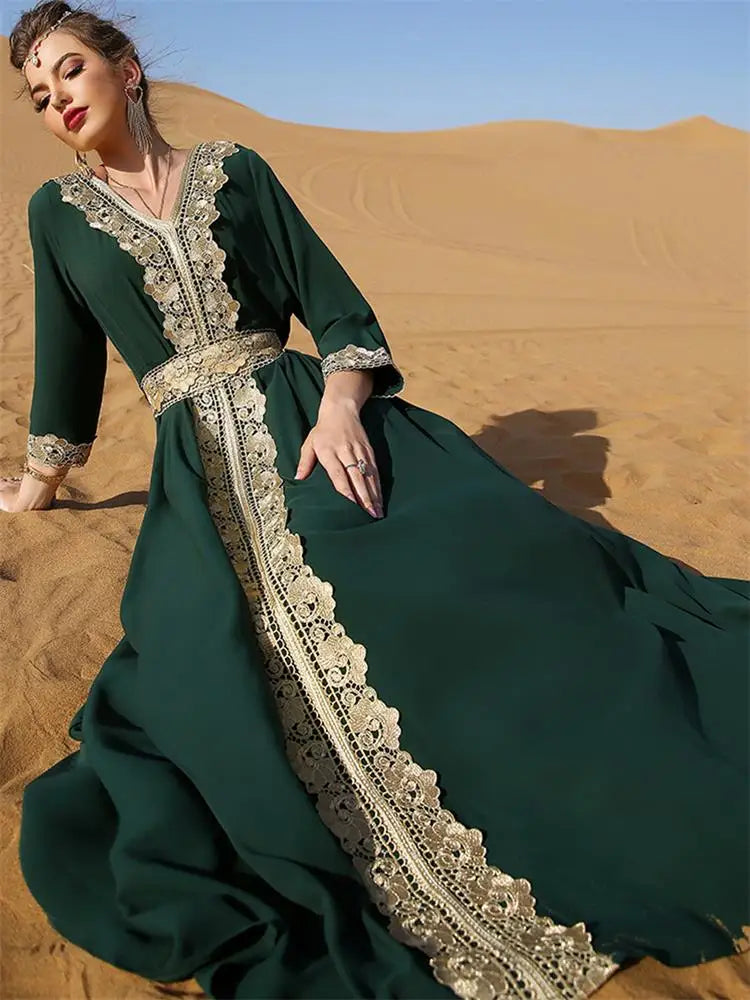 Essahrawiya Kaftan détail broderie - Maison Tanger