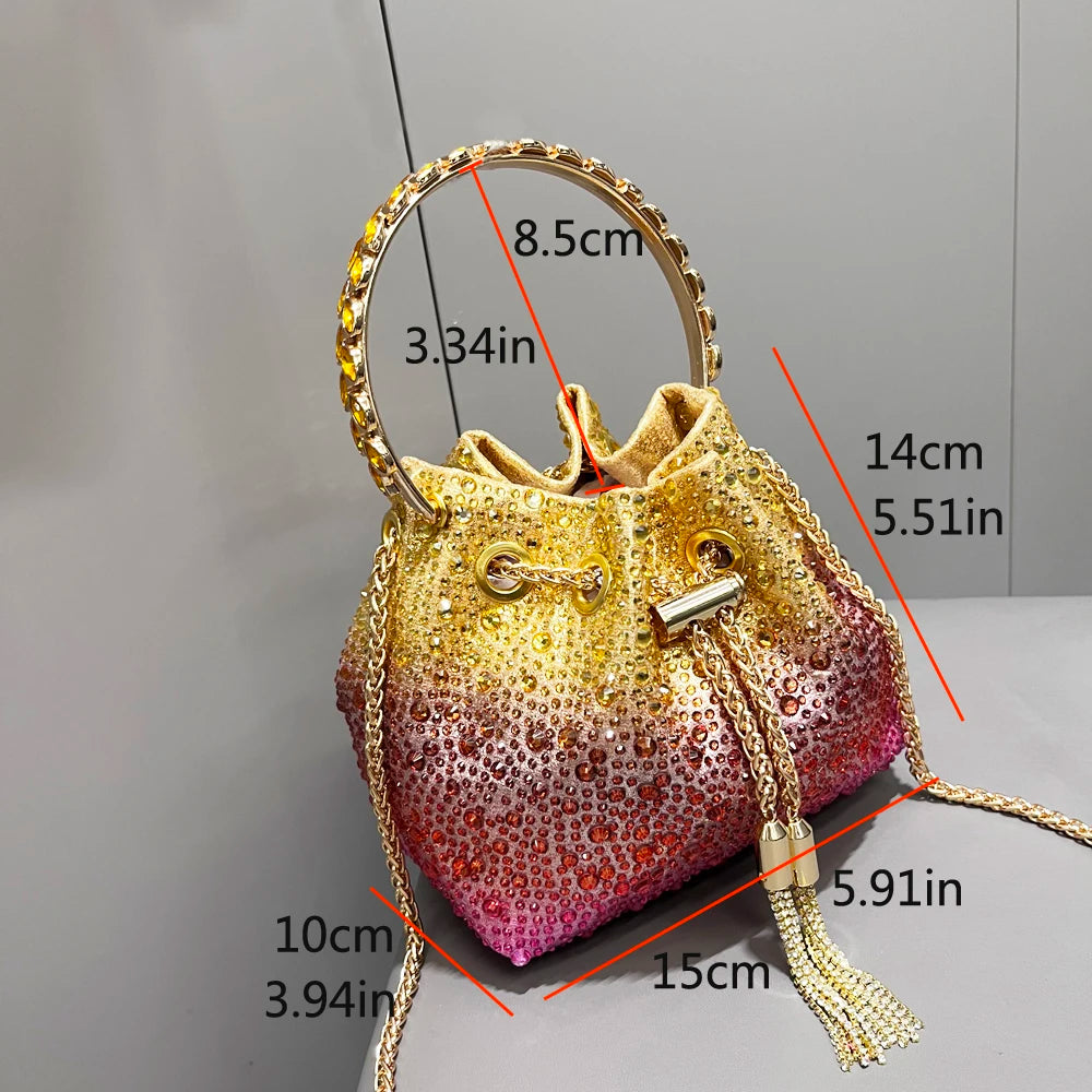Minaudière Samia — vue 2, détail des strass