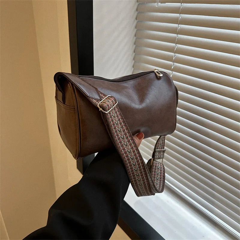 Sac Bandoulière vue arrière cuir vegan - Maison Tanger