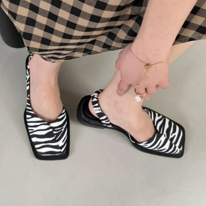 Sandales parisiennes détail bride - Maison Tanger