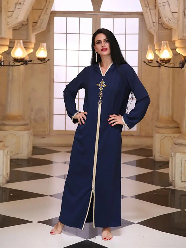 Mnaraa Kaftan portée vue profil - Maison Tanger